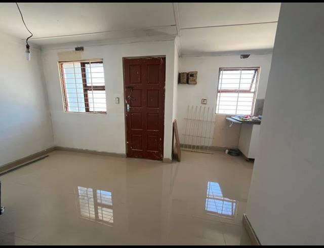 2 BEDROOM HOUSE FOR SALE IN HARARE